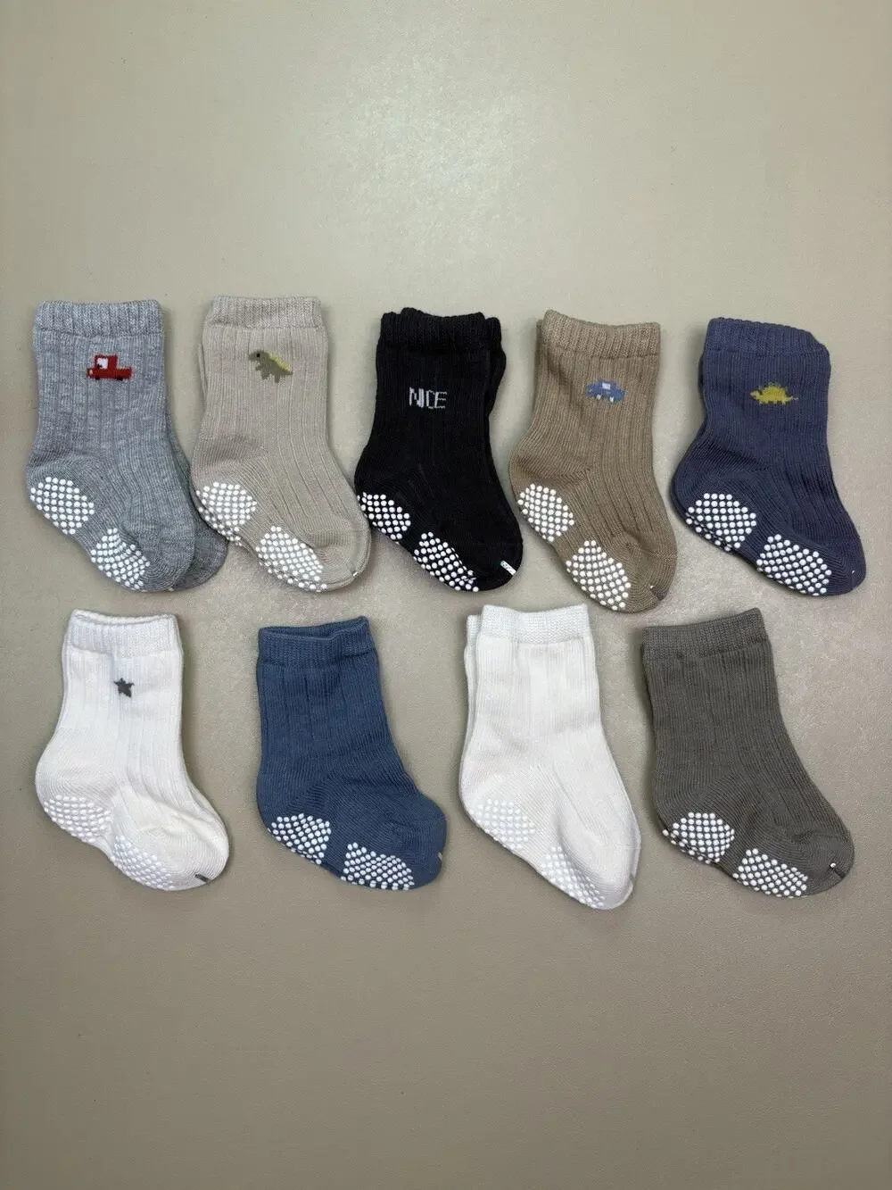 9 Pairs Toddler Grip Socks Anti Slip Ankle Socks Boys Cars Dinosaurs NWOT